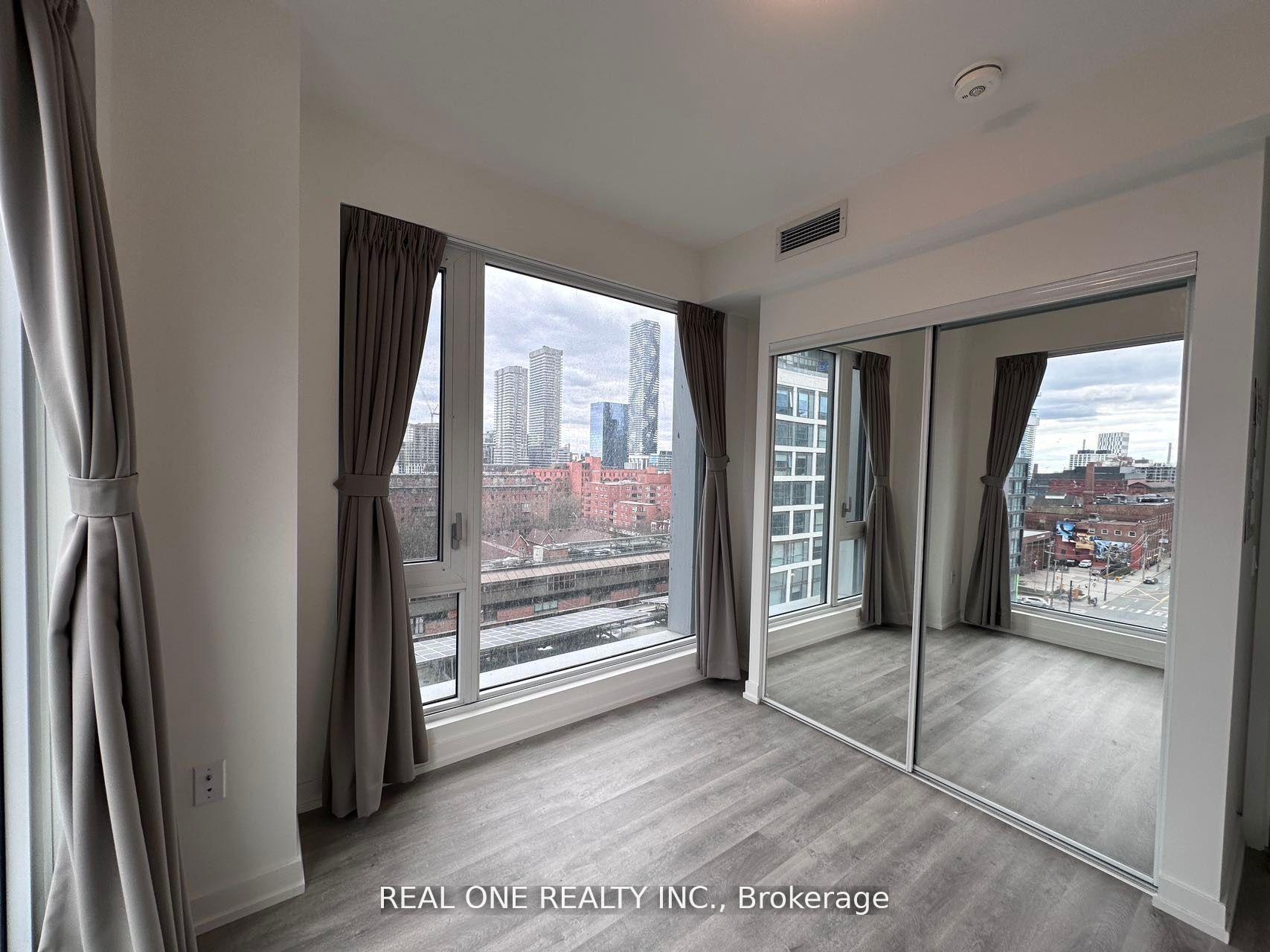 Photo 7 of Unit 815, 158 Front Street E, Toronto, Moss Park — HOMEH