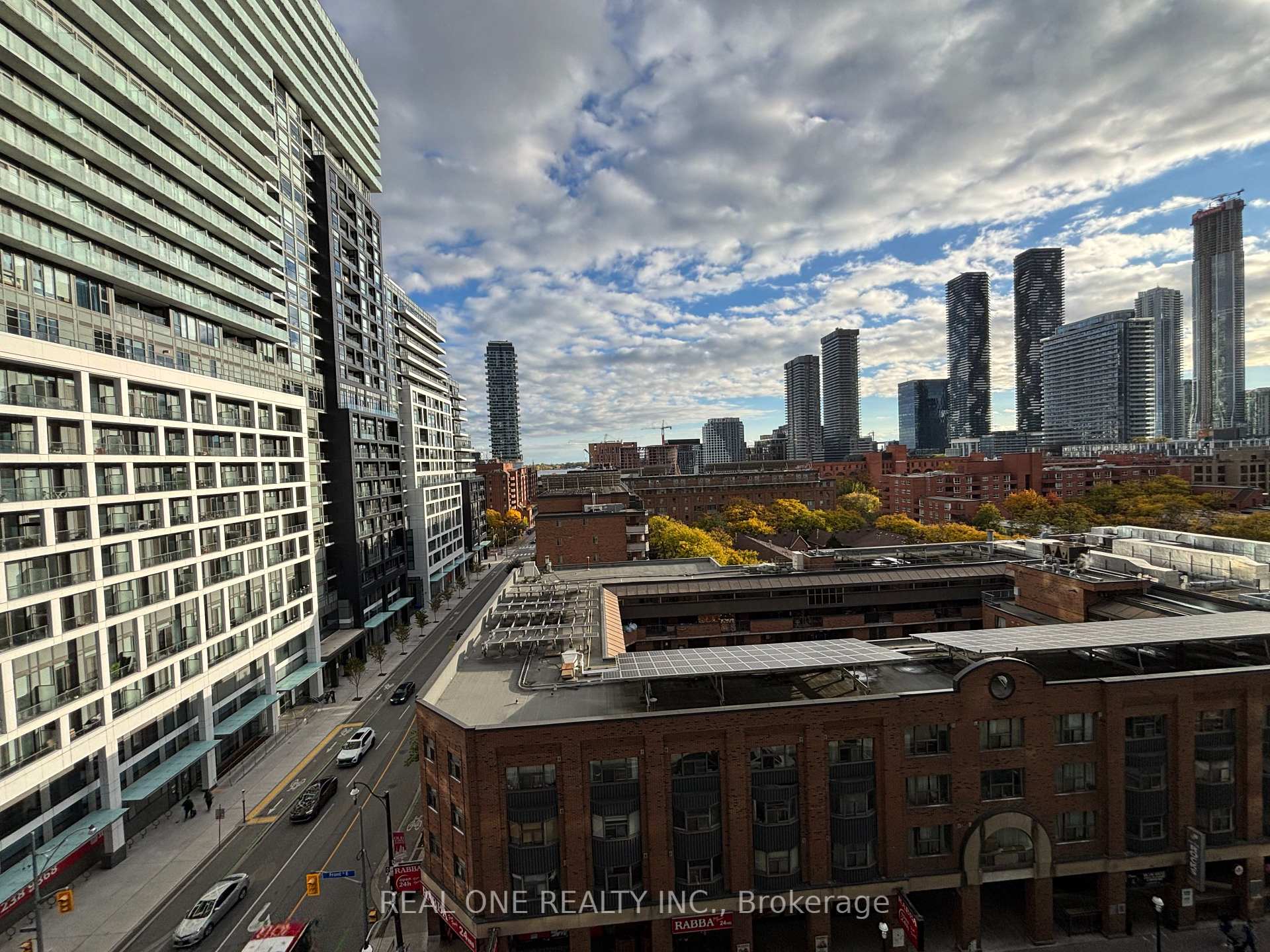 Photo 12 of Unit 815, 158 Front Street E, Toronto, Moss Park — HOMEH