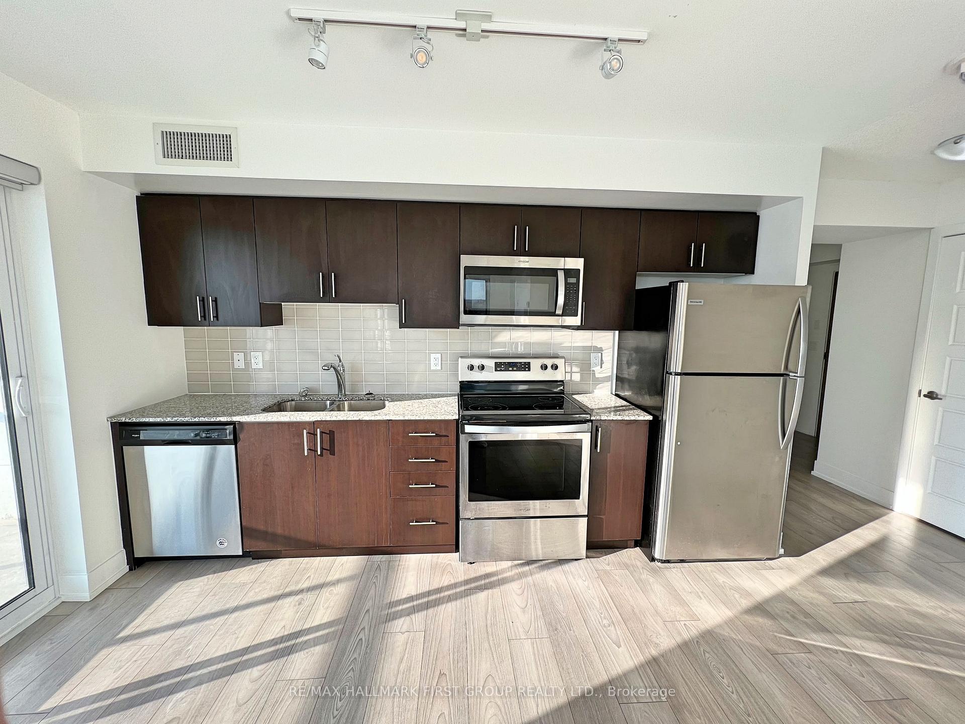 Photo 5 of Unit 607, 1255 Bayly Street, Pickering, Bay Ridges — HOMEH
