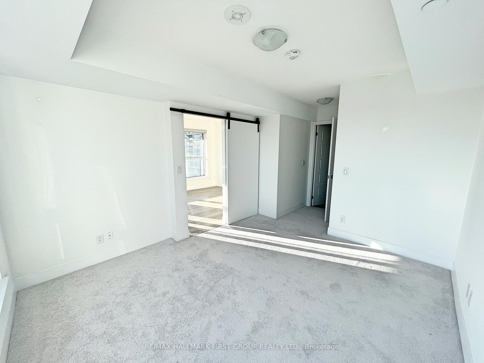 Photo 6 of Unit 607, 1255 Bayly Street, Pickering, Bay Ridges — HOMEH
