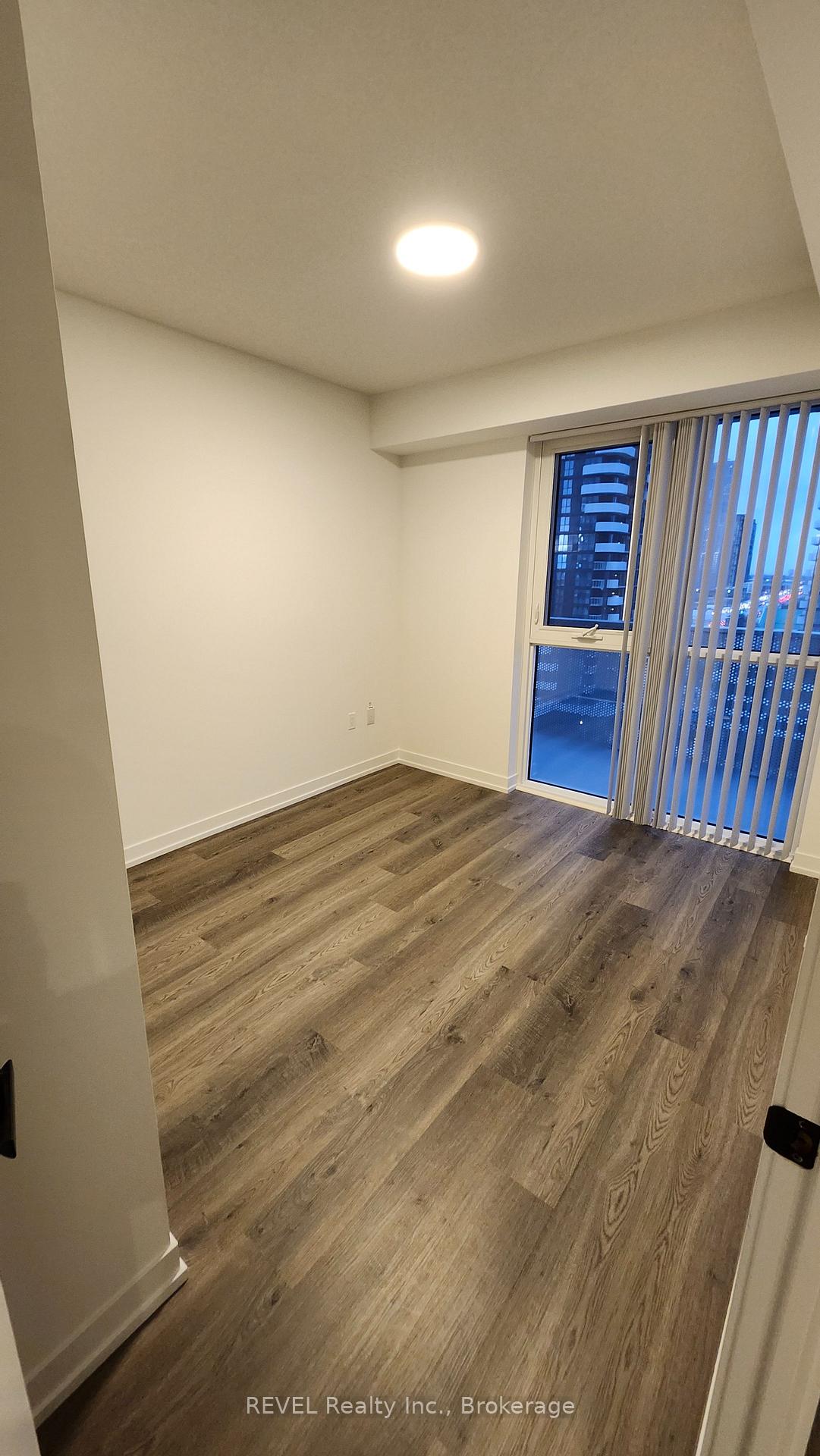 Photo 12 of Unit 1616, 195 Commerce Street, Vaughan, Vaughan Corporate Centre — HOMEH
