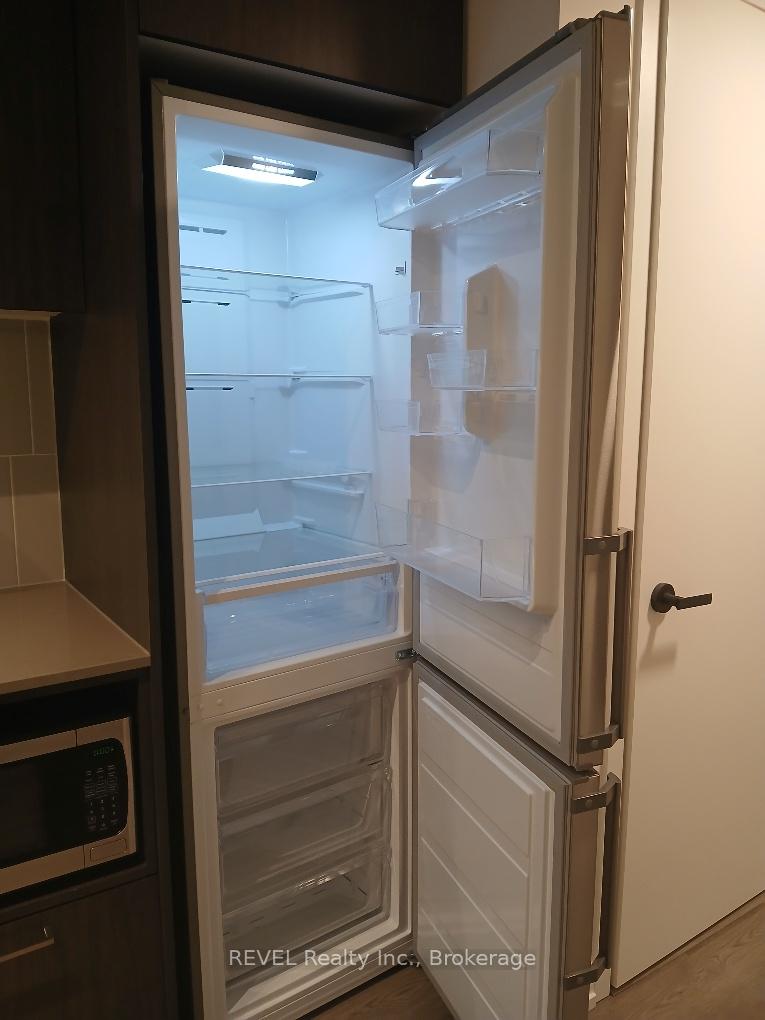 Photo 13 of Unit 1616, 195 Commerce Street, Vaughan, Vaughan Corporate Centre — HOMEH