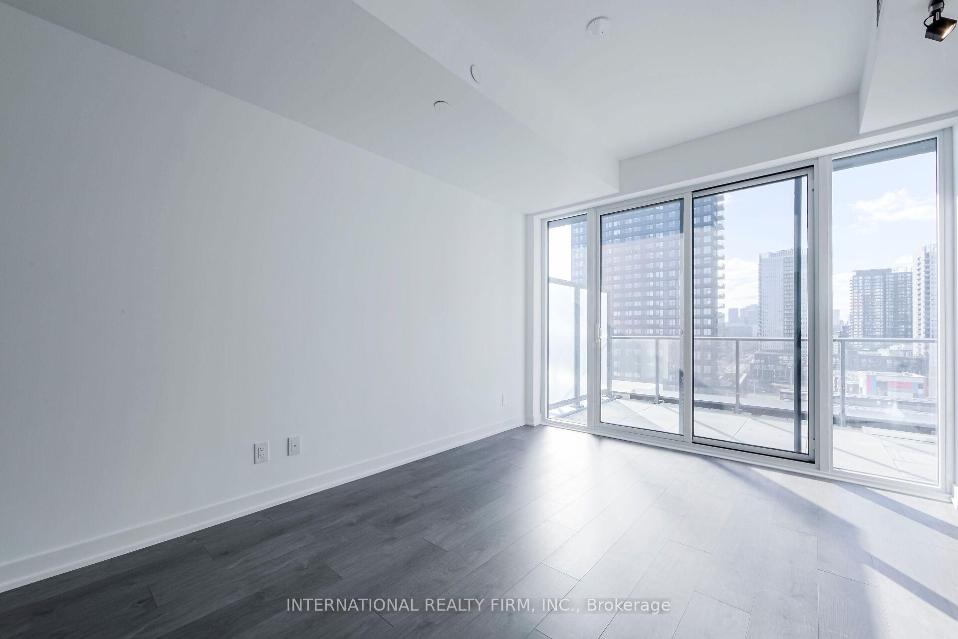 Photo 2 of Unit 1014, 5 Defries Street, Toronto, Regent Park — HOMEH