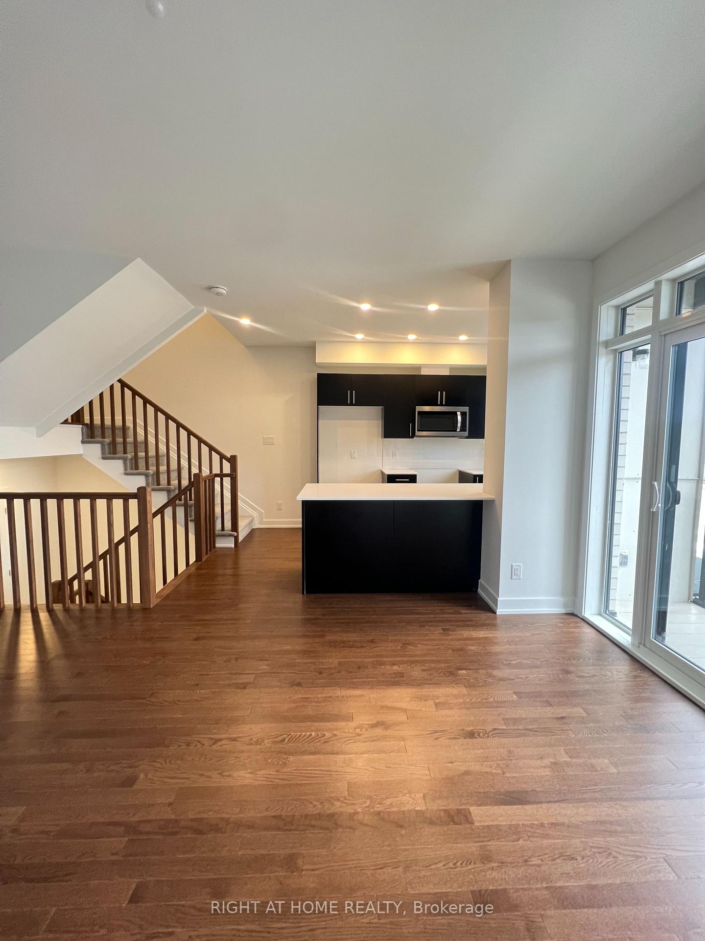 Photo 5 of 133 Lemon Leaf Lane, Ottawa, Leitrim — HOMEH