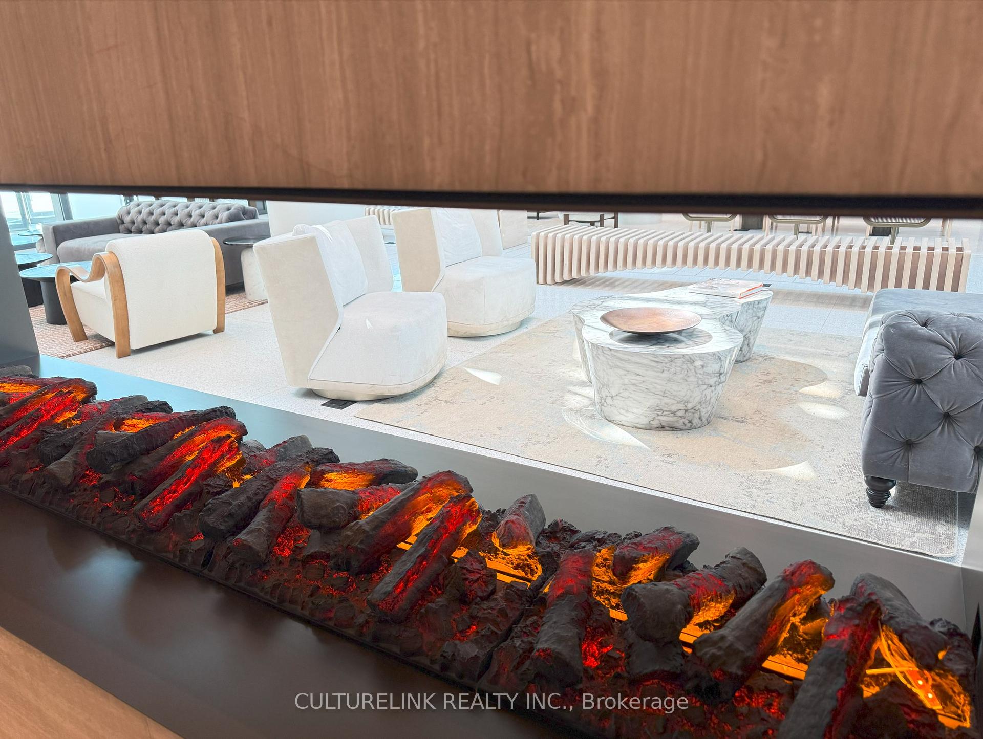 Photo 3 of Unit 4507, 225 Commerce St Street, Vaughan, Vaughan Corporate Centre — HOMEH