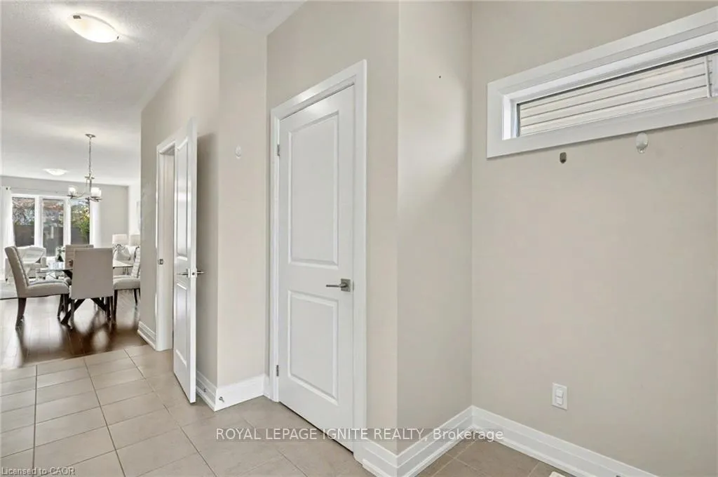 Photo 5 of 156 Ridgemount Street, Kitchener — HOMEH