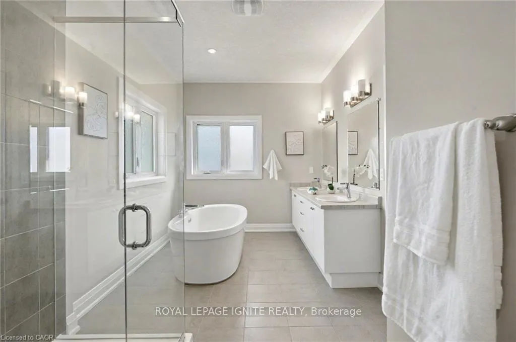 Photo 25 of 156 Ridgemount Street, Kitchener — HOMEH