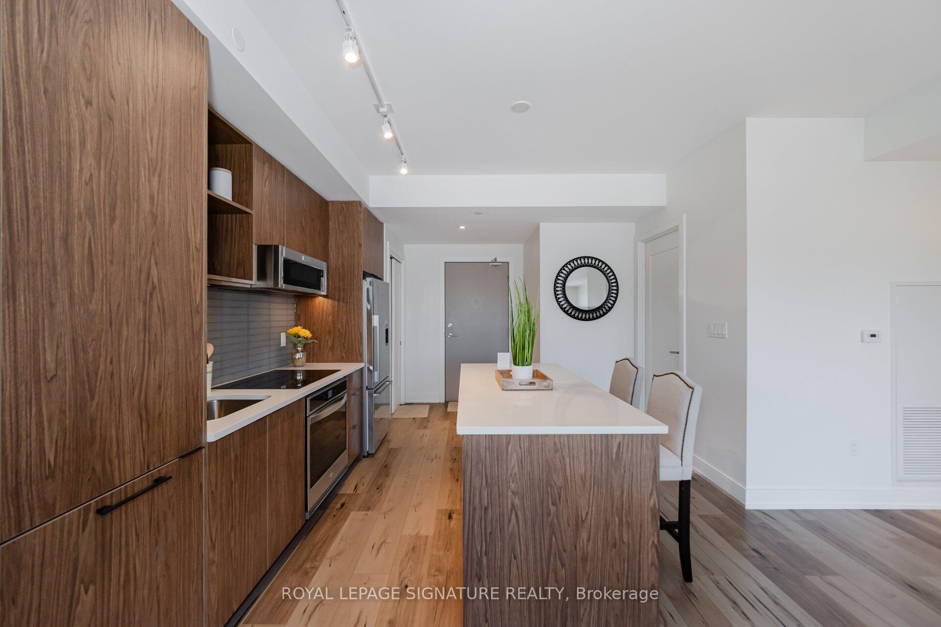 Photo 8 of Unit 722, 185 Dunlop Street E, Barrie, Lakeshore — HOMEH