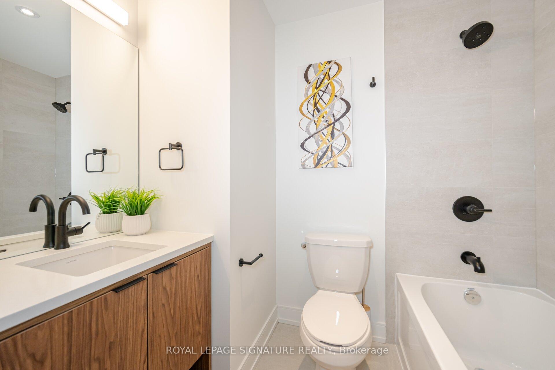Photo 18 of Unit 722, 185 Dunlop Street E, Barrie, Lakeshore — HOMEH