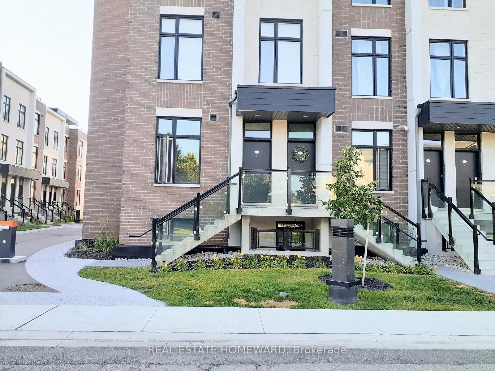Front of Unit L123, 9570 Islington Avenue