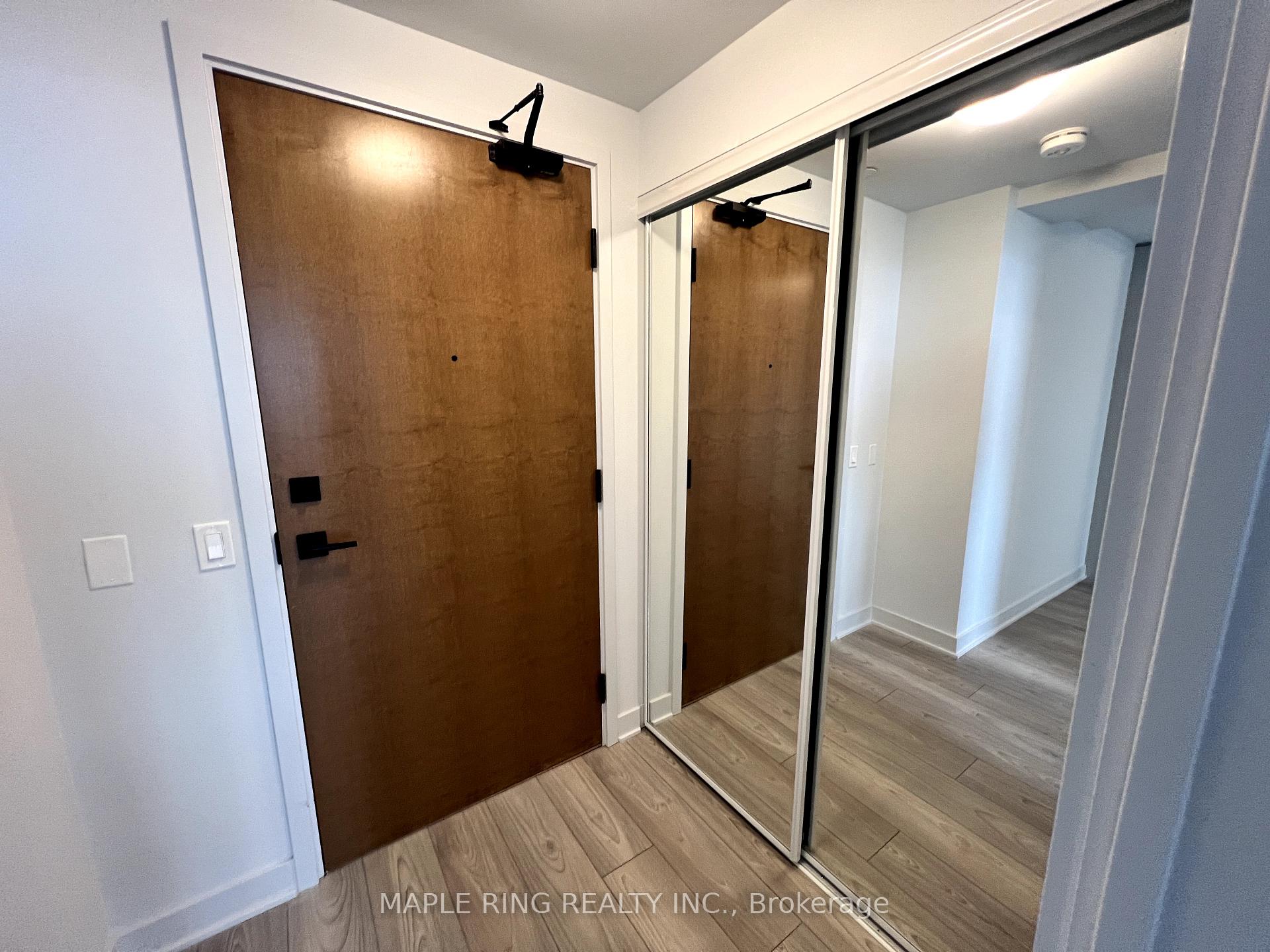 Photo 4 of Unit 2305, 2920 Highway 7 Road, Vaughan, Concord — HOMEH