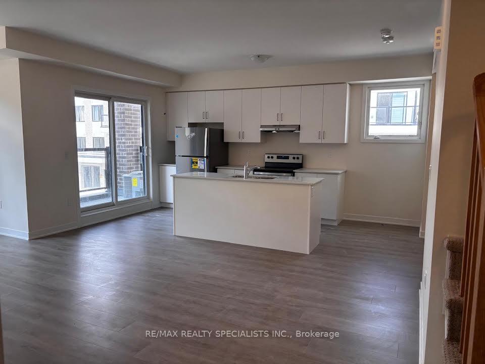 Photo 7 of Unit 1002, 1695 Dersan Street, Pickering, Duffin Heights — HOMEH