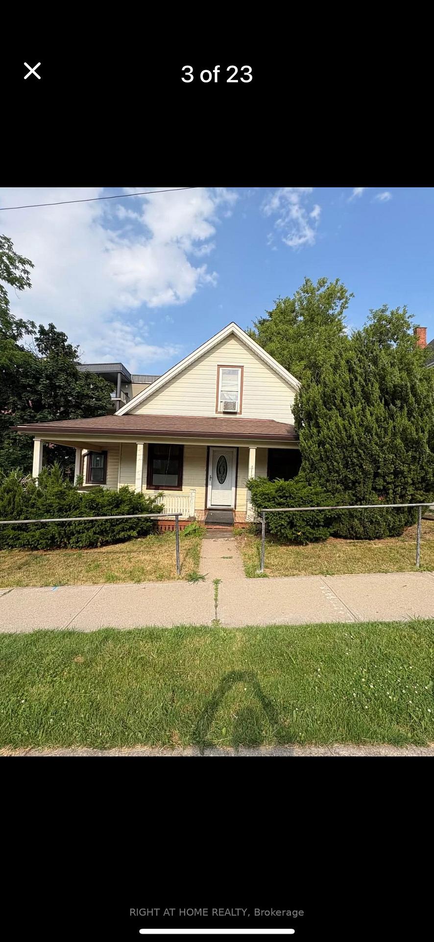 Photo 1 of 4287 Queen (Main Unit ) Street, Lincoln, Beamsville — HOMEH