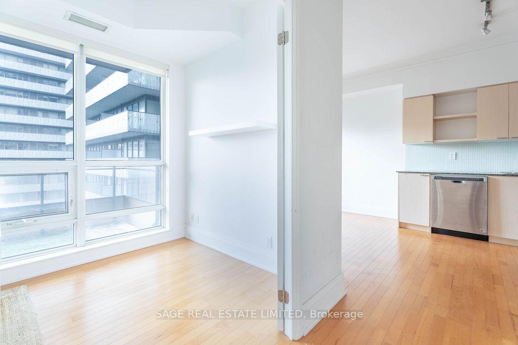 Photo 4 of Unit 1801, 35 Hayden Street, Toronto, Church-Yonge Corridor — HOMEH