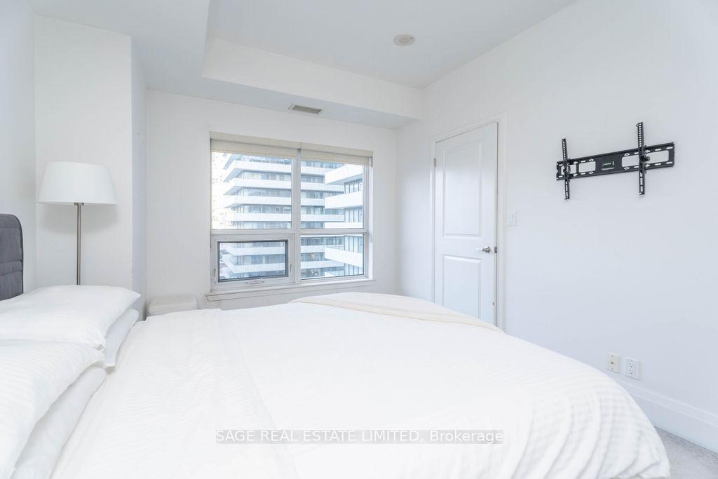Photo 18 of Unit 1801, 35 Hayden Street, Toronto, Church-Yonge Corridor — HOMEH