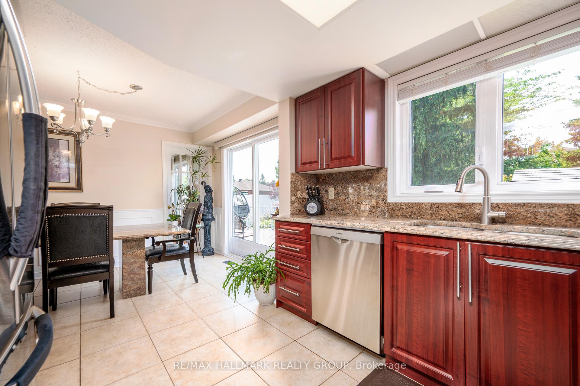 Photo 12 of 2180 Johnston Road, Ottawa, Hunt Club Park — HOMEH