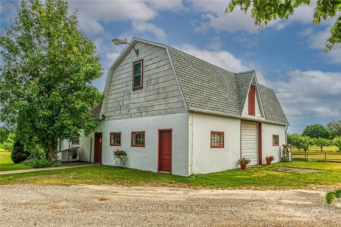 Photo 32 of 5581 King Street, Lincoln, Beamsville — HOMEH