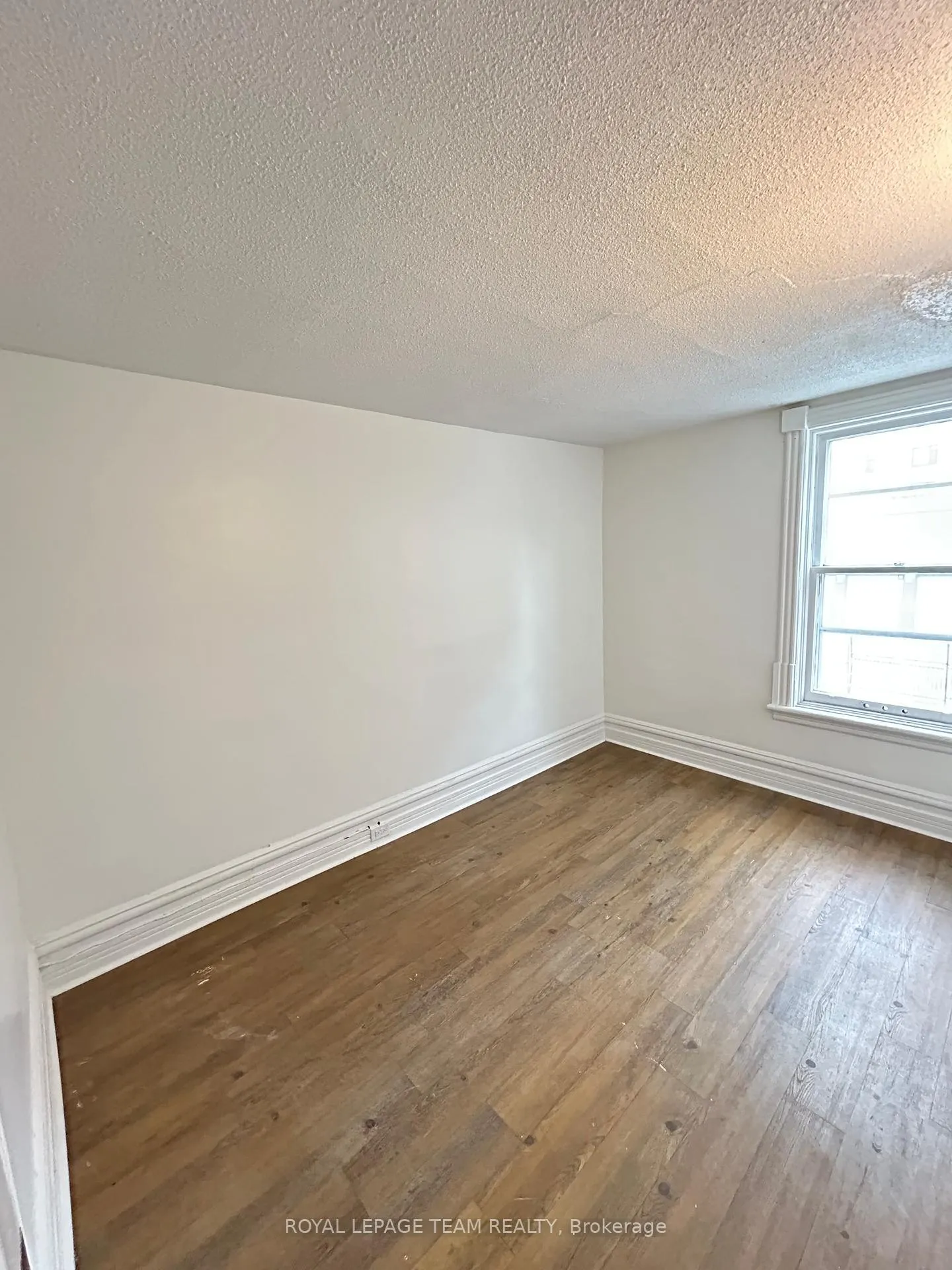 Photo 11 of 308 Cumberland Street, Ottawa, Lower Town/Byward Market — HOMEH