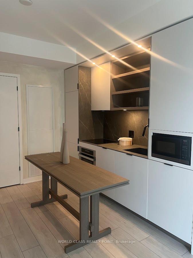 Photo 4 of Unit 3809, 55 Charles Street E, Toronto, Church-Yonge Corridor — HOMEH