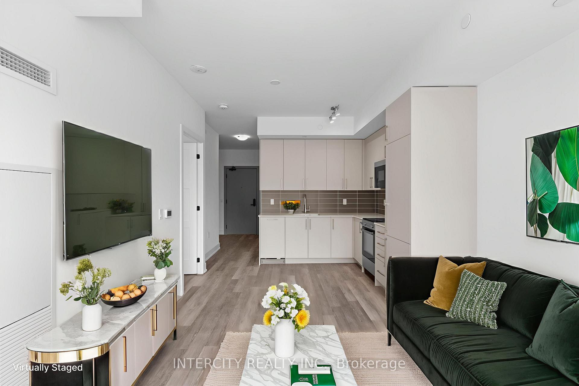 Photo 11 of Unit 252, 2075 King Road, King, King City — HOMEH