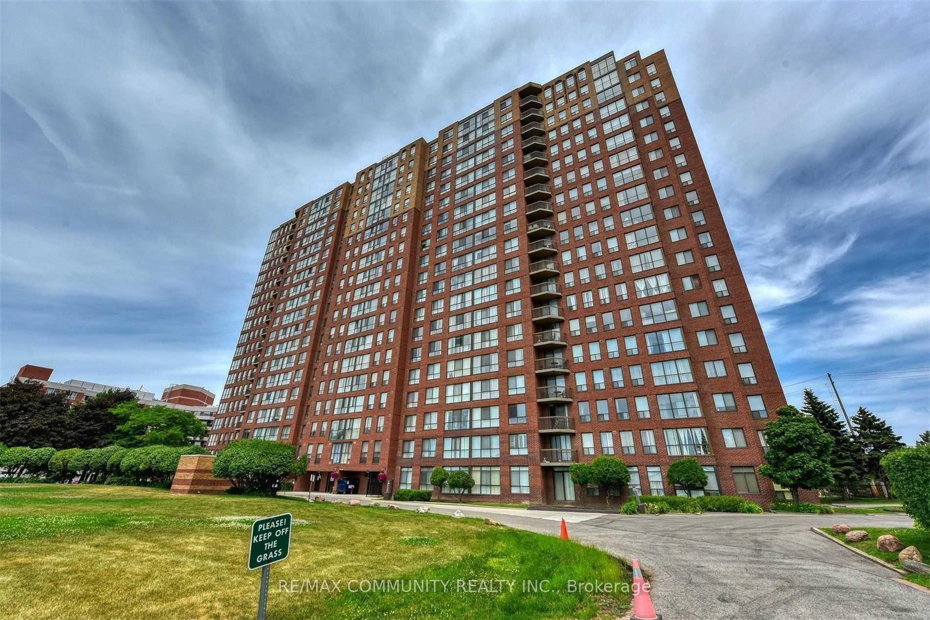 Photo 1 of Unit 1514, 330 McCowan Road, Scarborough, Eglinton East — HOMEH