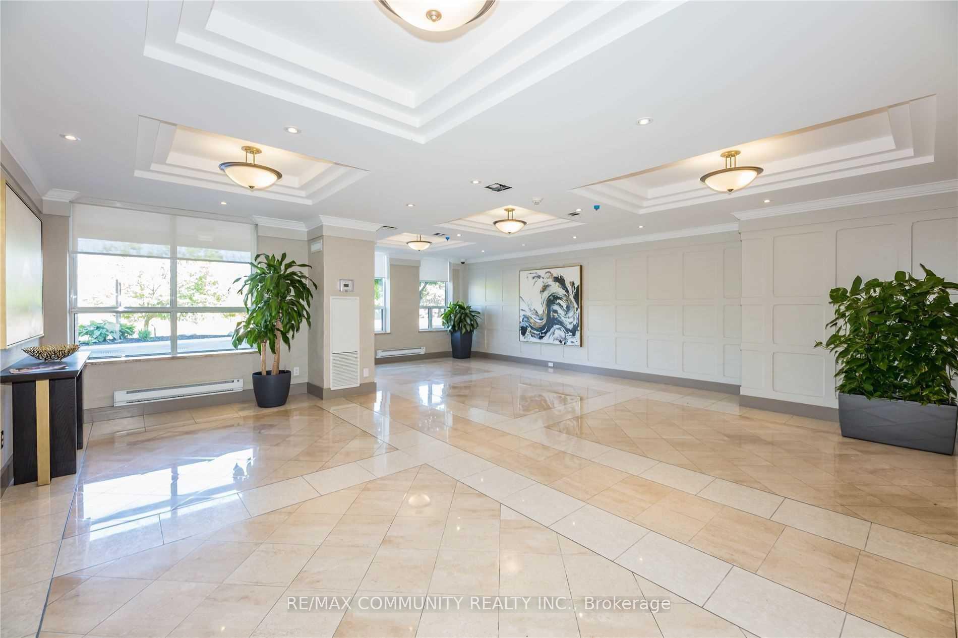 Photo 2 of Unit 1514, 330 McCowan Road, Scarborough, Eglinton East — HOMEH