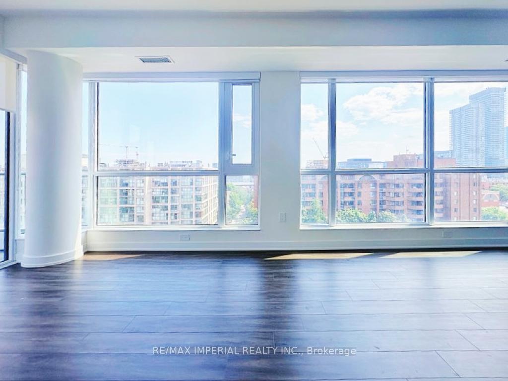 Photo 3 of Unit 723, 60 Princess Street, Toronto, Waterfront Communities — HOMEH