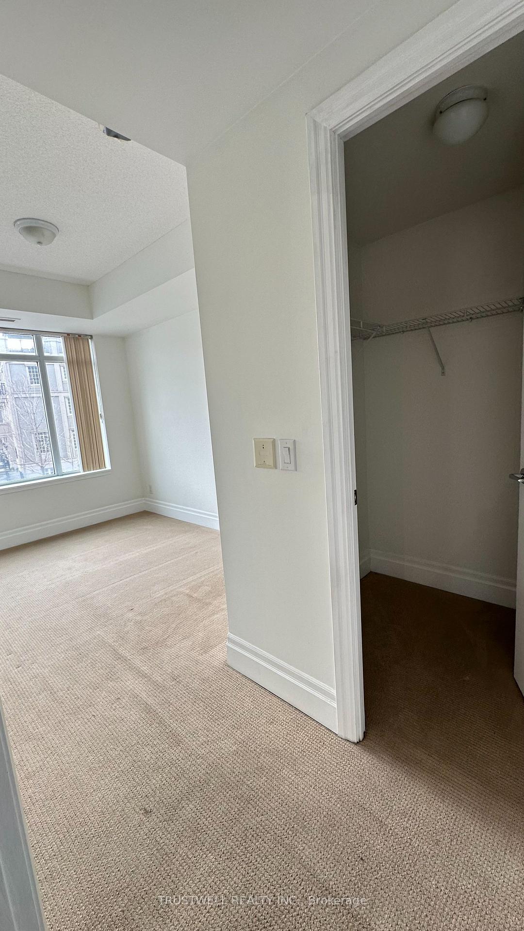Photo 6 of Unit 213, 151 Upper Duke Crescent, Markham, Unionville — HOMEH