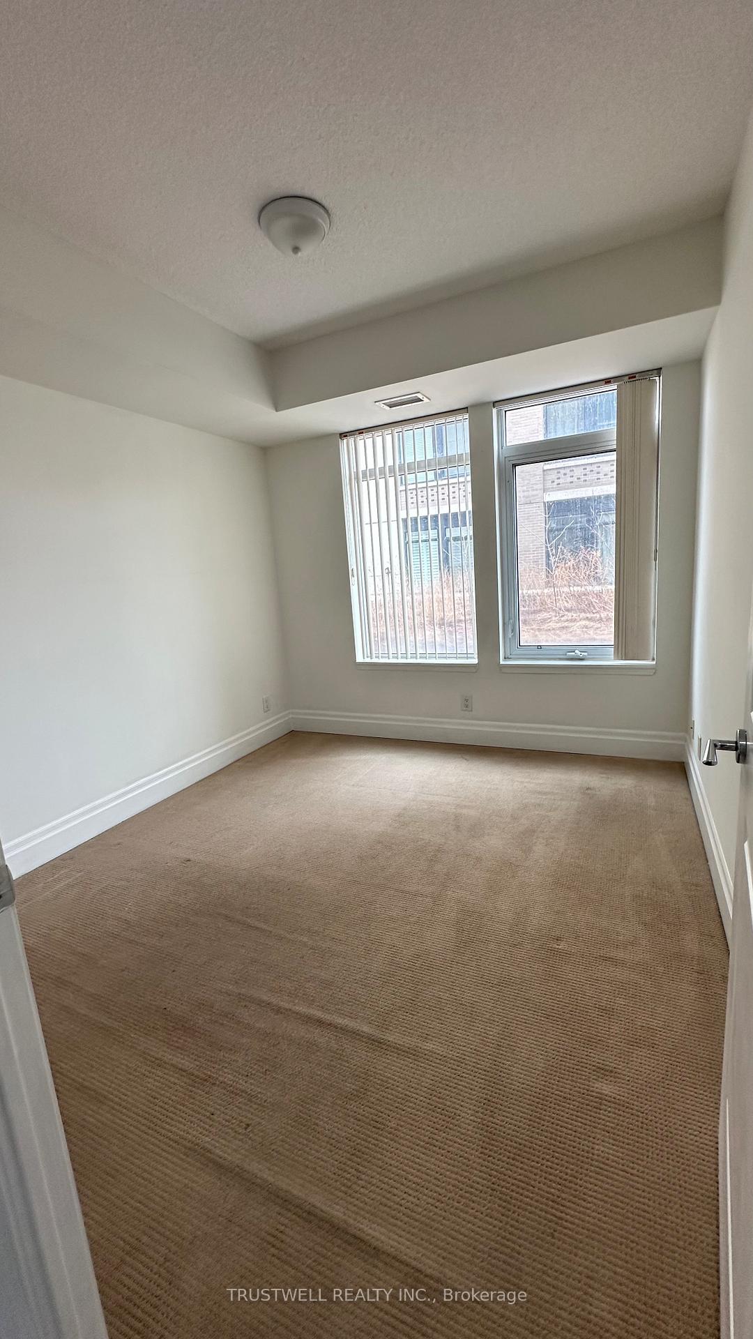 Photo 5 of Unit 213, 151 Upper Duke Crescent, Markham, Unionville — HOMEH