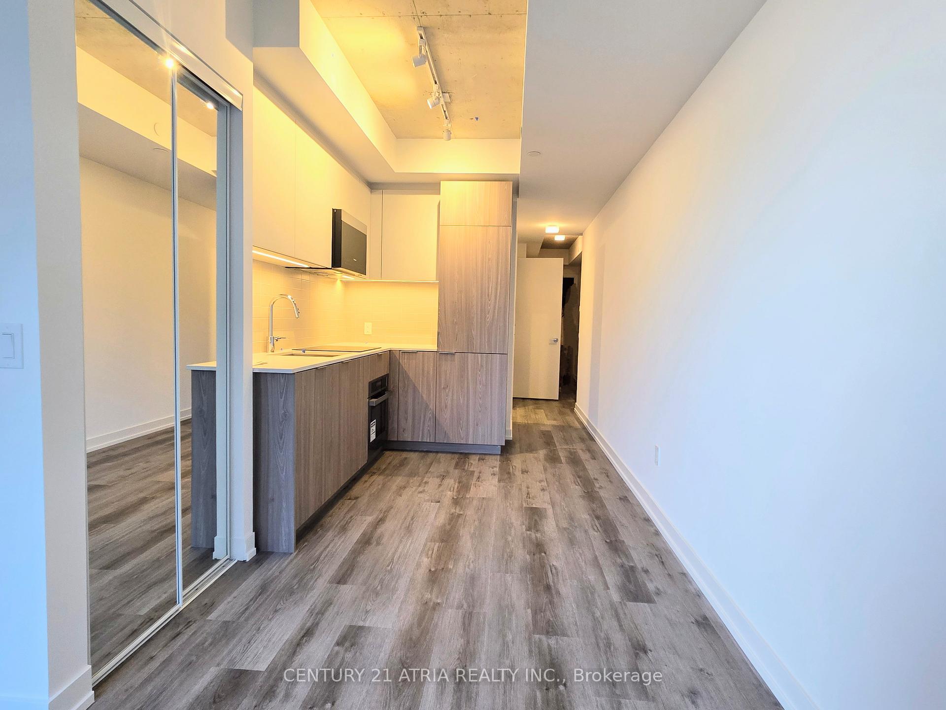 Photo 4 of Unit 1002, 28 Eastern Avenue, Toronto, Moss Park — HOMEH