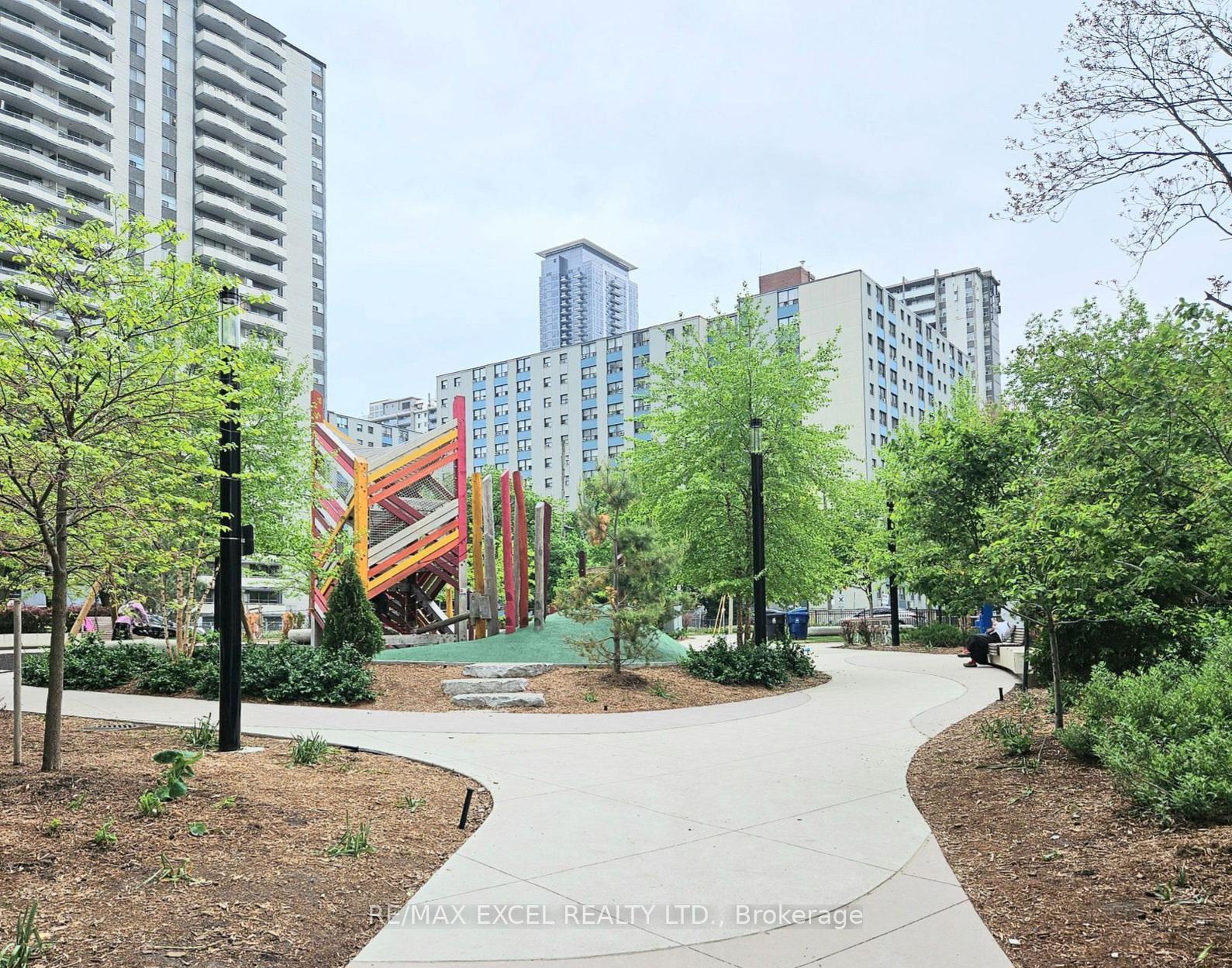 Photo 31 of Unit 2906, 575 Bloor Street E, Toronto, North St. James Town — HOMEH