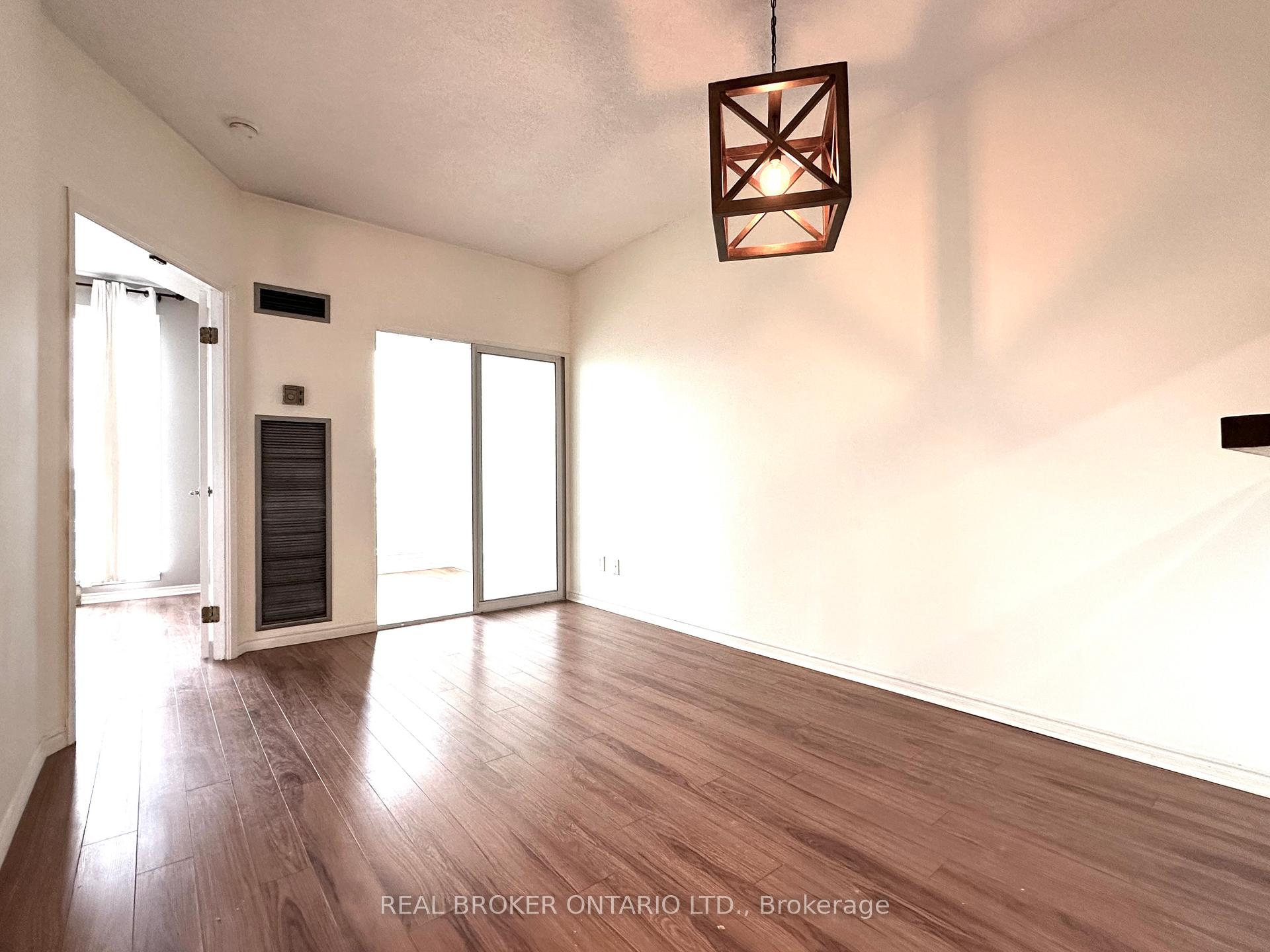 Photo 15 of Unit 1117, 222 The Esplanade, Toronto, Waterfront Communities — HOMEH