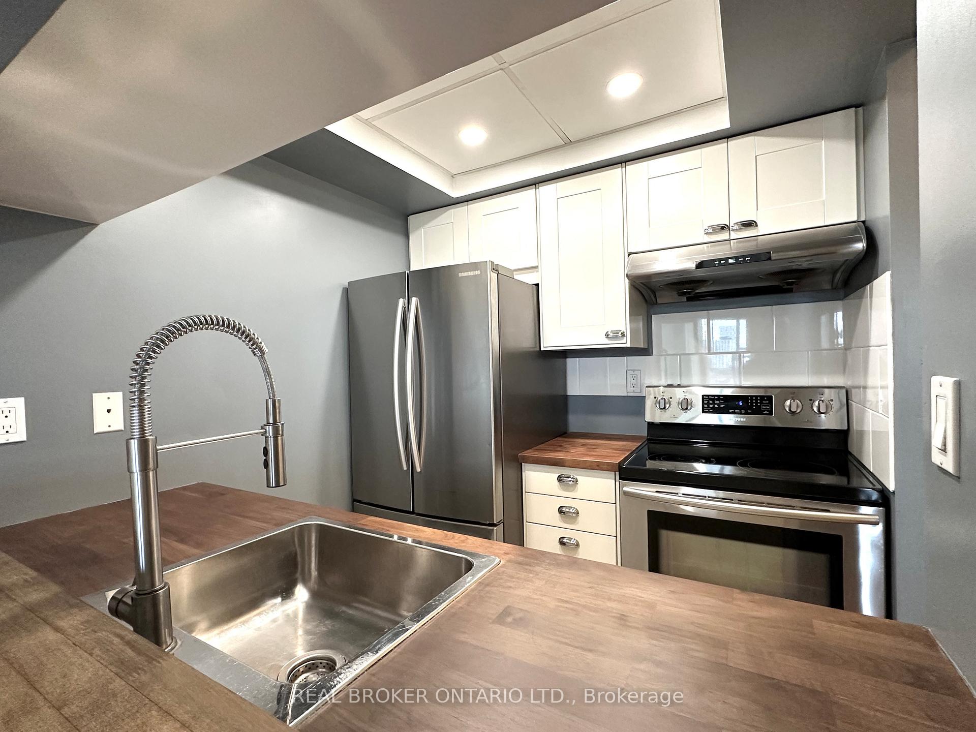 Photo 13 of Unit 1117, 222 The Esplanade, Toronto, Waterfront Communities — HOMEH