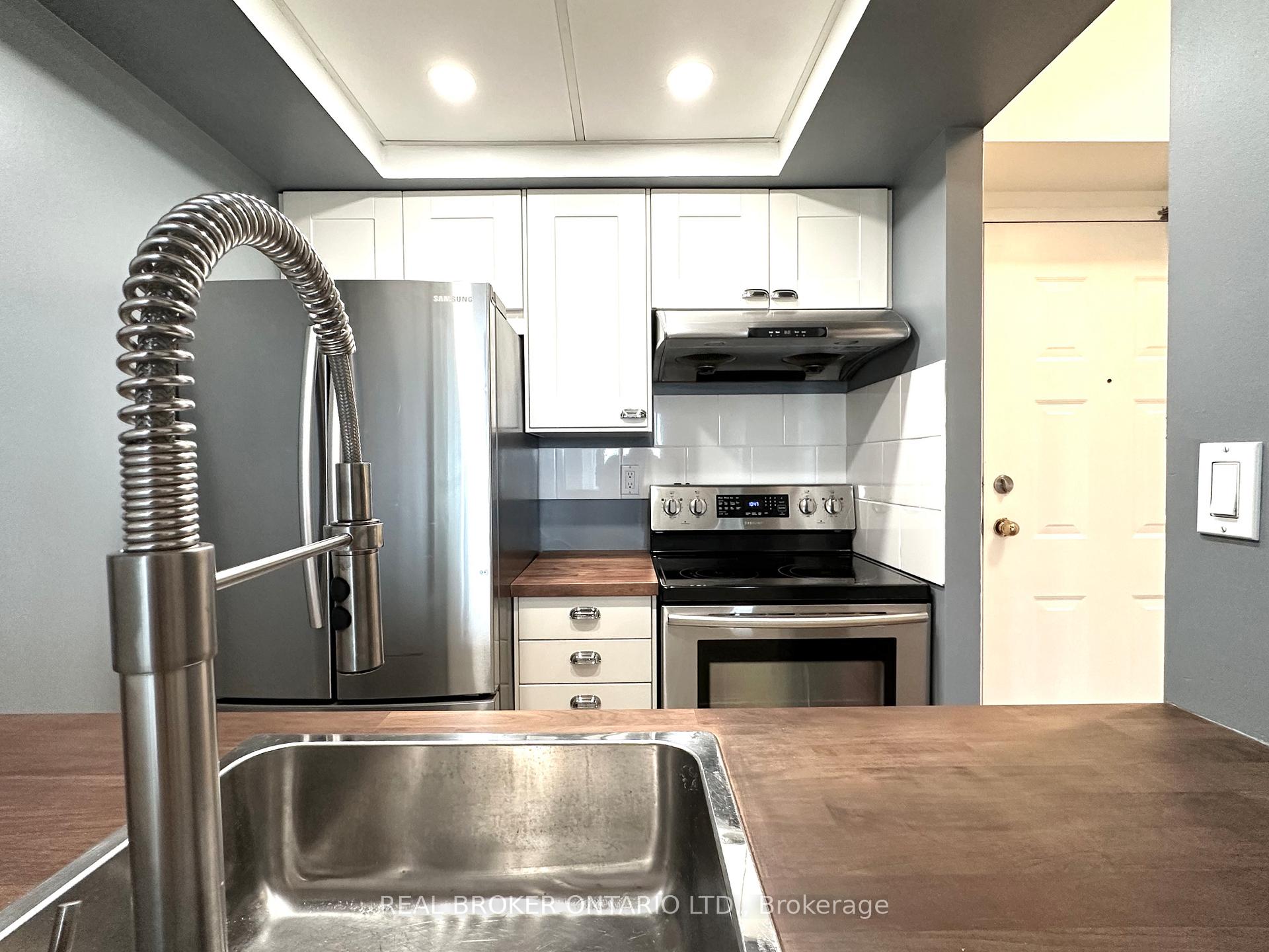 Photo 11 of Unit 1117, 222 The Esplanade, Toronto, Waterfront Communities — HOMEH