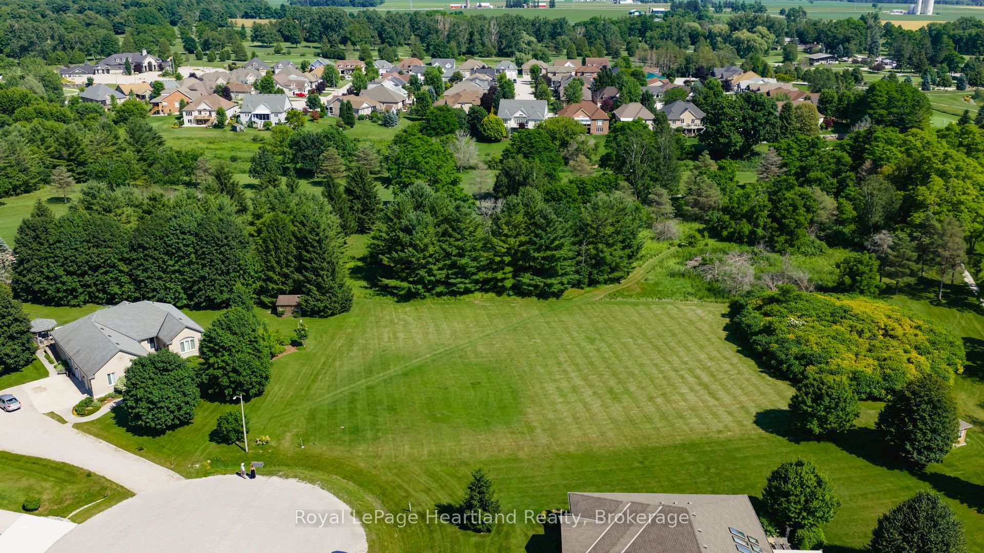 Photo 1 of 2 Fairway Road, Huron East, Egmondville — HOMEH