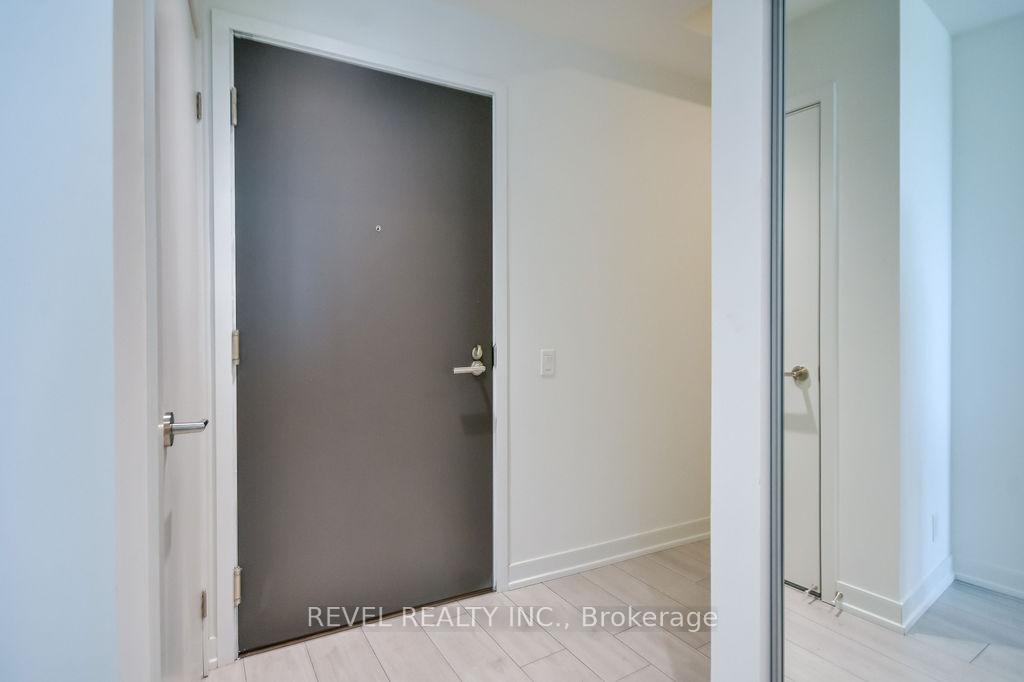 Photo 7 of Unit 1704, 39 Mary Street, Barrie, City Centre — HOMEH