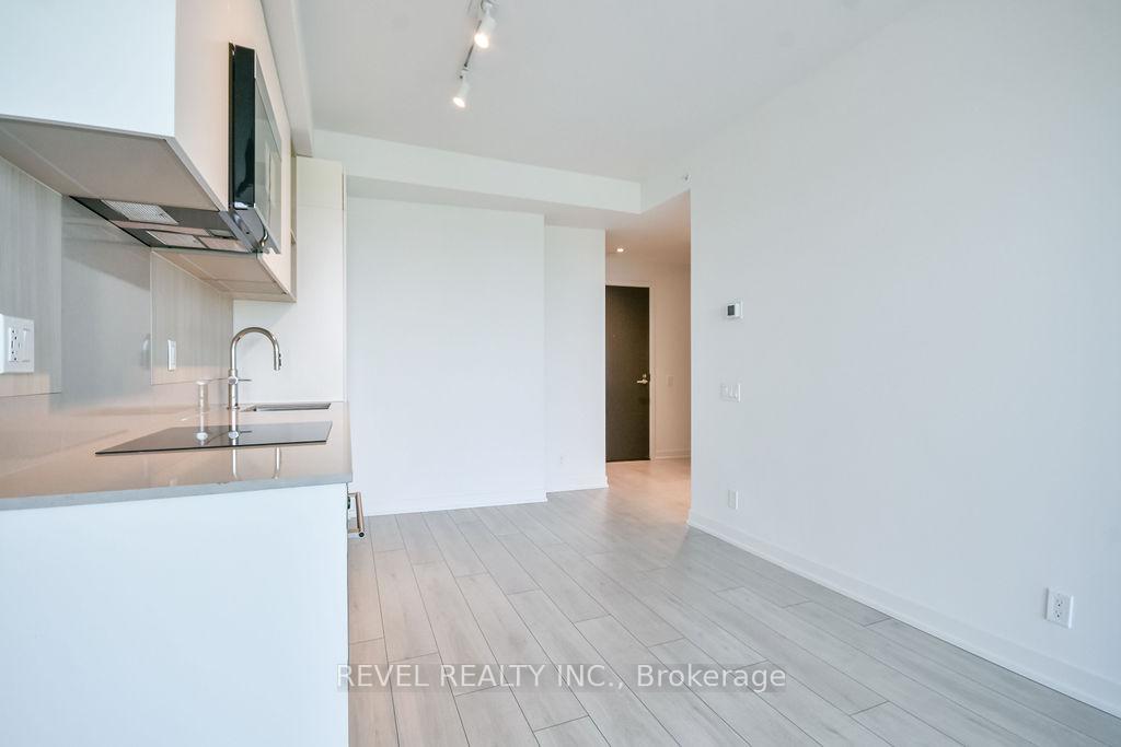 Photo 12 of Unit 1704, 39 Mary Street, Barrie, City Centre — HOMEH