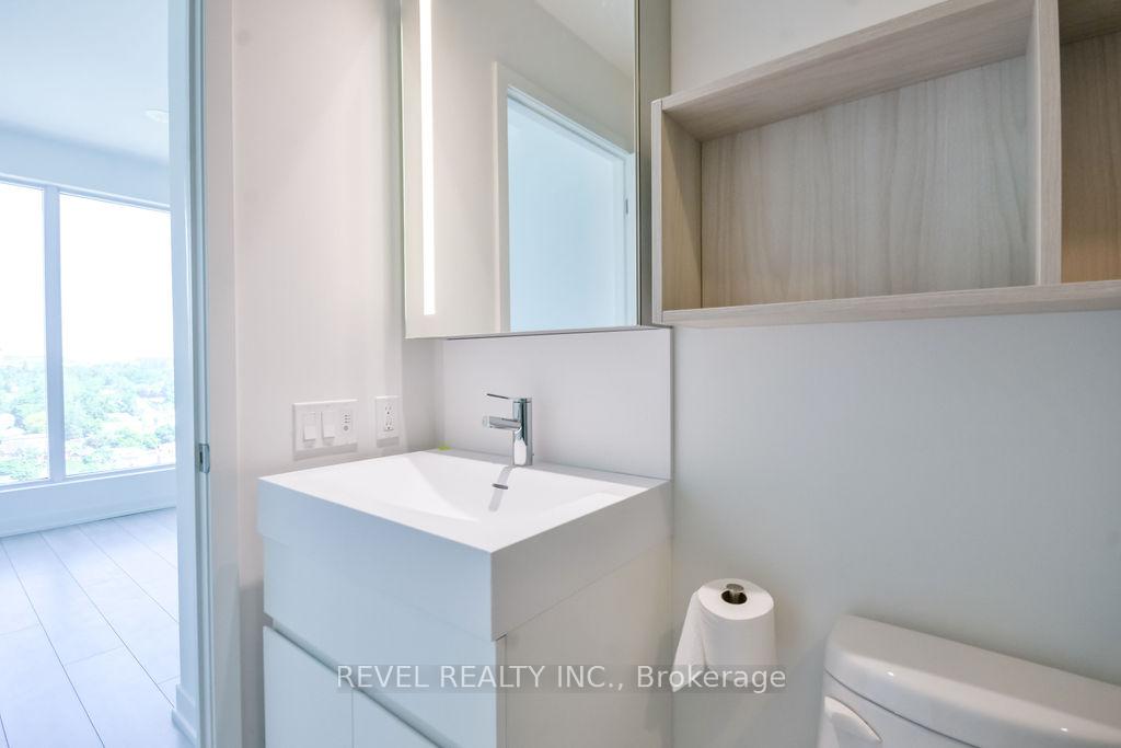 Photo 29 of Unit 1704, 39 Mary Street, Barrie, City Centre — HOMEH