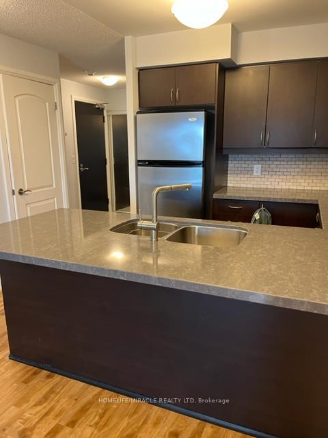 Photo 8 of Unit 407, 20 North Park Road, Vaughan, Beverley Glen — HOMEH