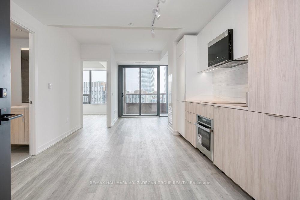 Photo 4 of Unit PH 13, 28 Eastern Avenue, Toronto, Moss Park — HOMEH