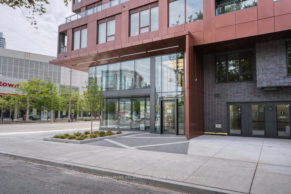 Photo 18 of Unit PH 13, 28 Eastern Avenue, Toronto, Moss Park — HOMEH