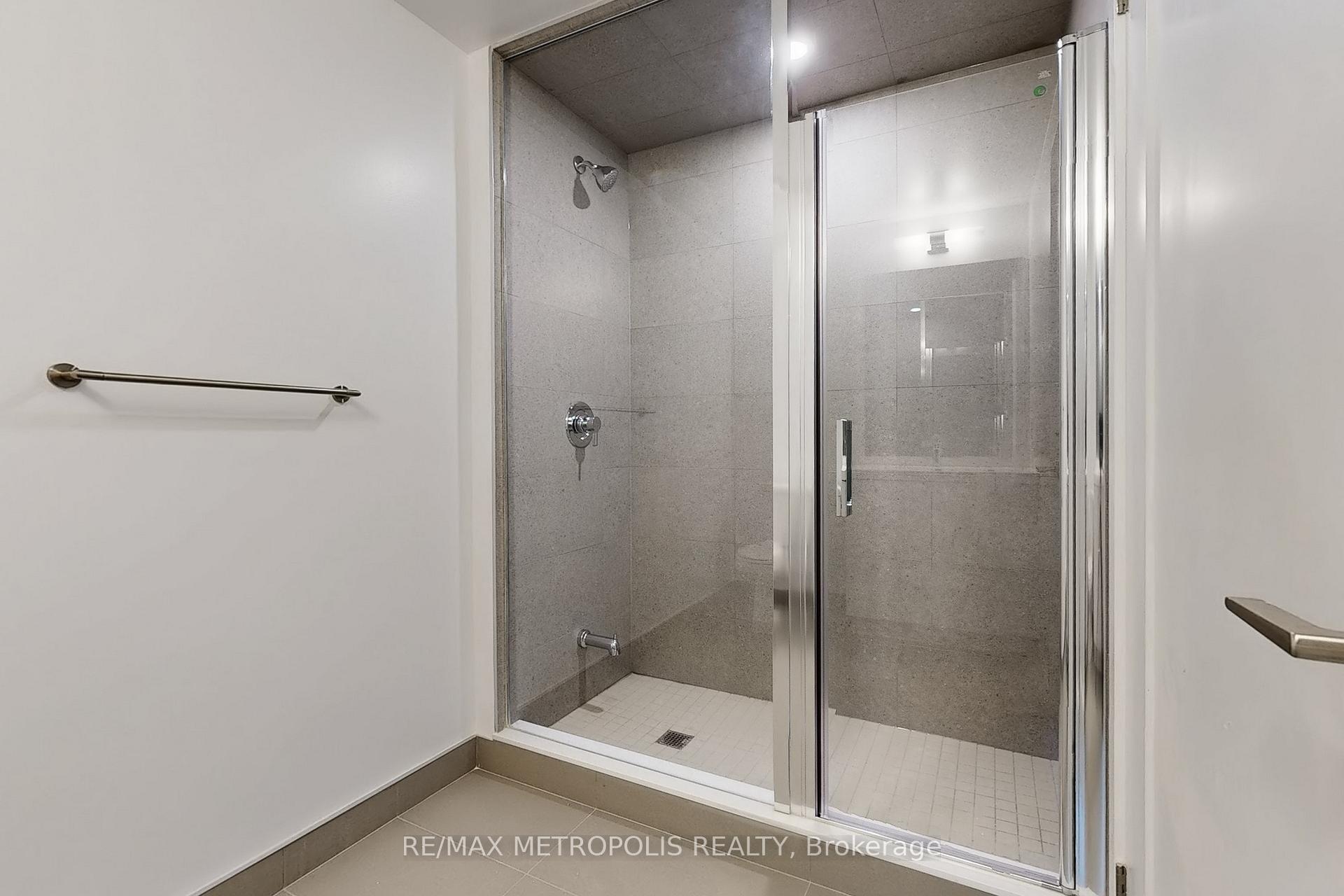 Photo 32 of Unit 1711, 2545 Simcoe Street N, Oshawa, Windfields — HOMEH