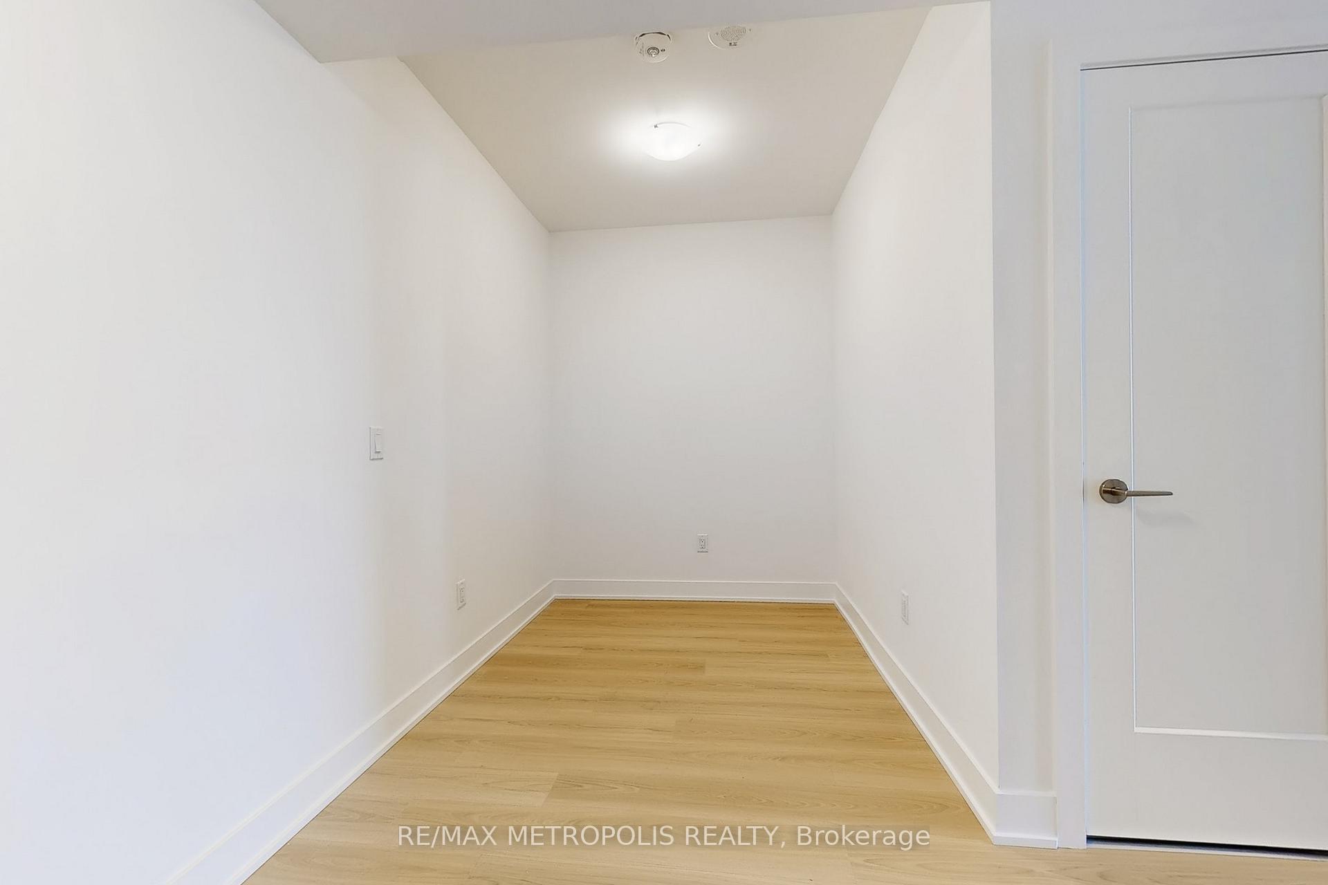 Photo 17 of Unit 1711, 2545 Simcoe Street N, Oshawa, Windfields — HOMEH