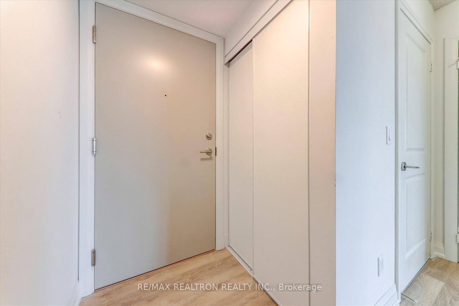 Photo 11 of Unit 1509, 20 Meadowglen Place, Scarborough, Woburn — HOMEH