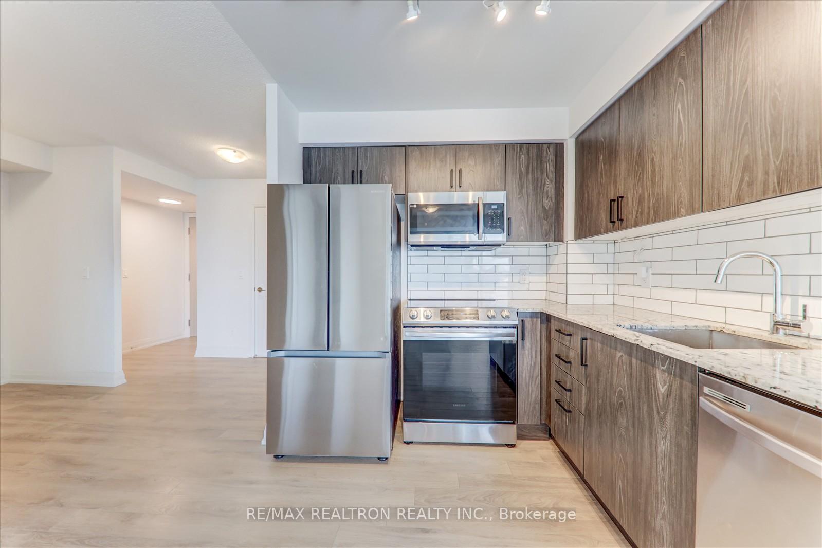 Photo 15 of Unit 1509, 20 Meadowglen Place, Scarborough, Woburn — HOMEH