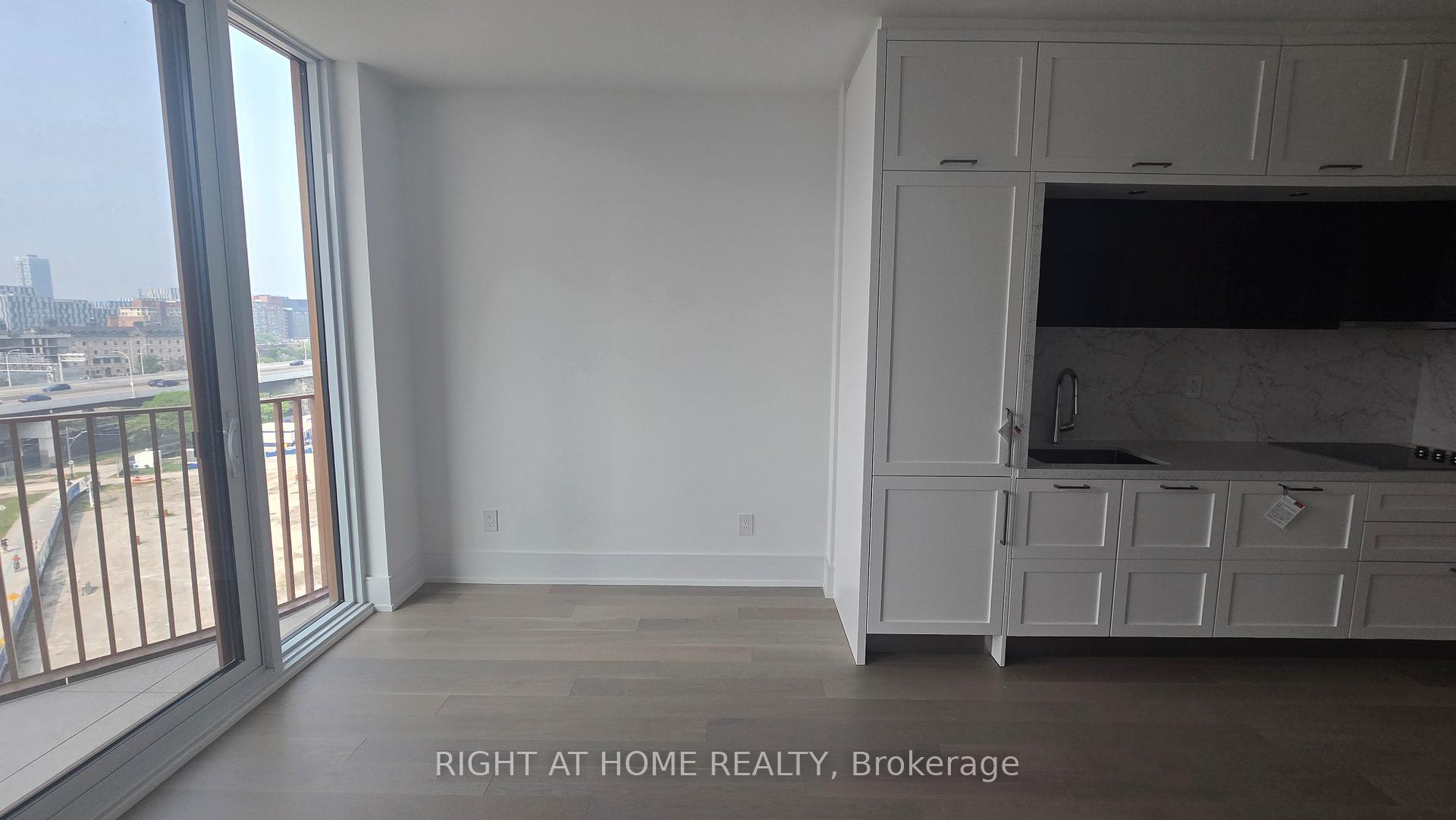 Photo 18 of Unit 829, 155 Merchants' Wharf, Toronto, Waterfront Communities — HOMEH