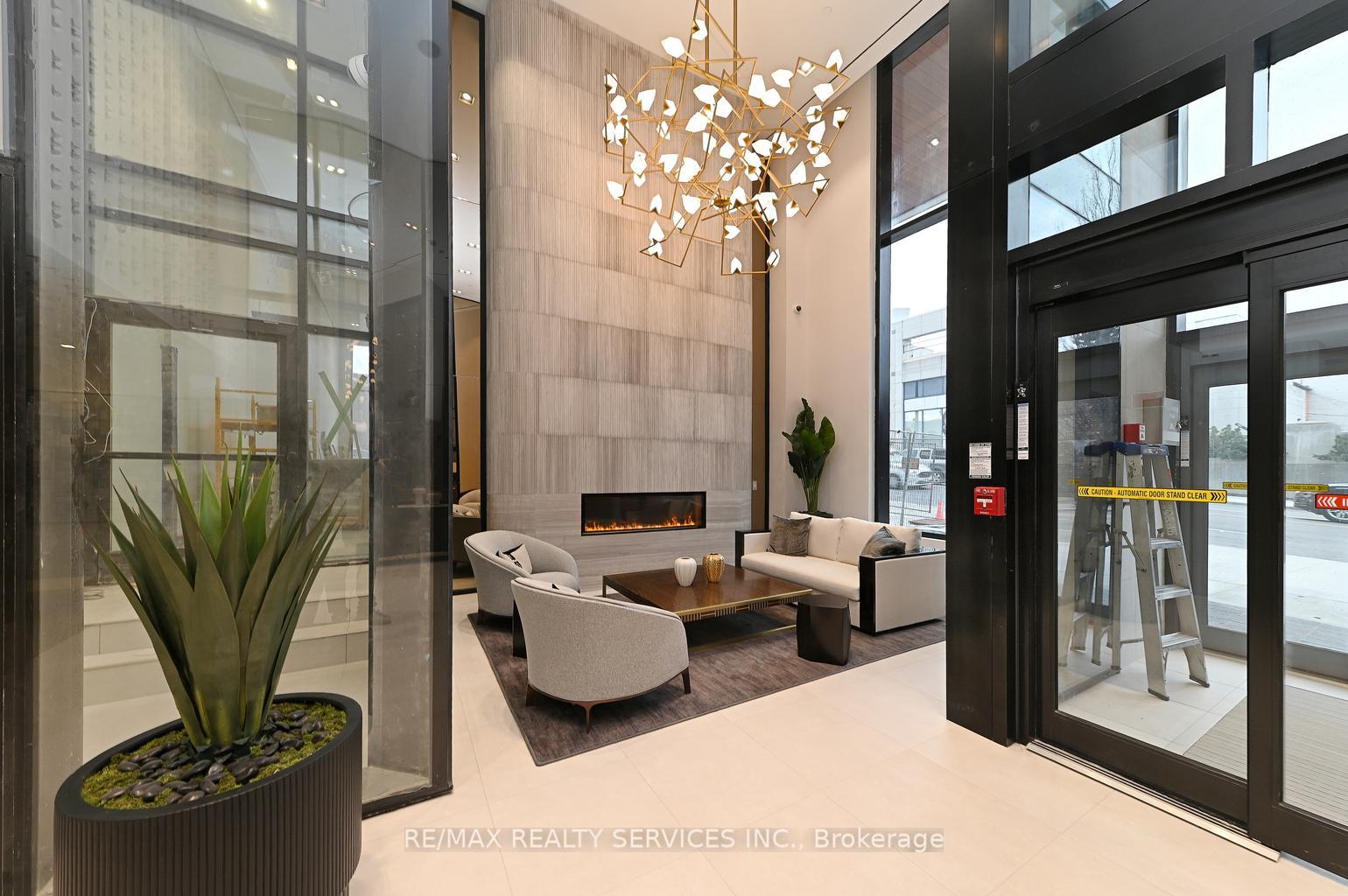 Photo 2 of Unit 507, 2020 Bathurst Street, Toronto, Humewood-Cedarvale — HOMEH