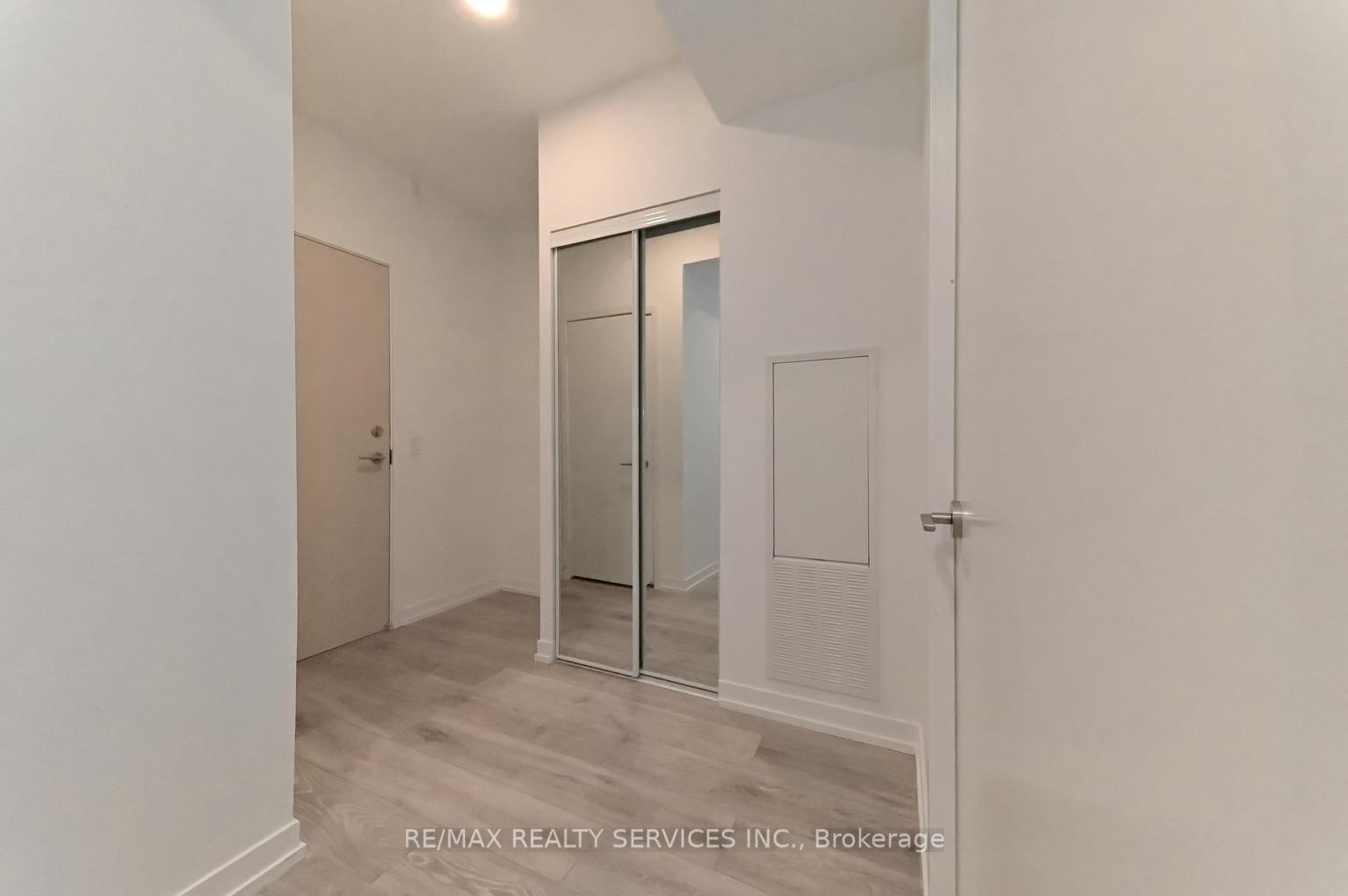 Photo 11 of Unit 507, 2020 Bathurst Street, Toronto, Humewood-Cedarvale — HOMEH