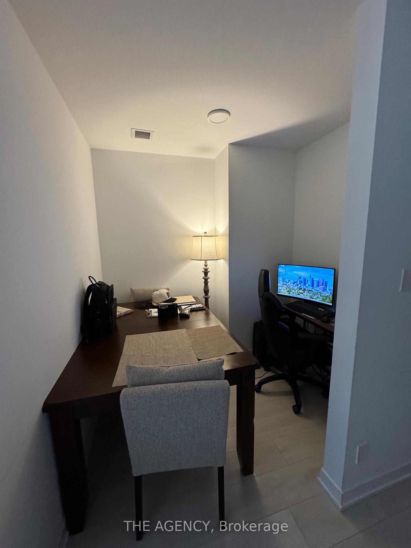 Photo 12 of Unit 807, 7950 Bathurst Street, Vaughan, Beverley Glen — HOMEH