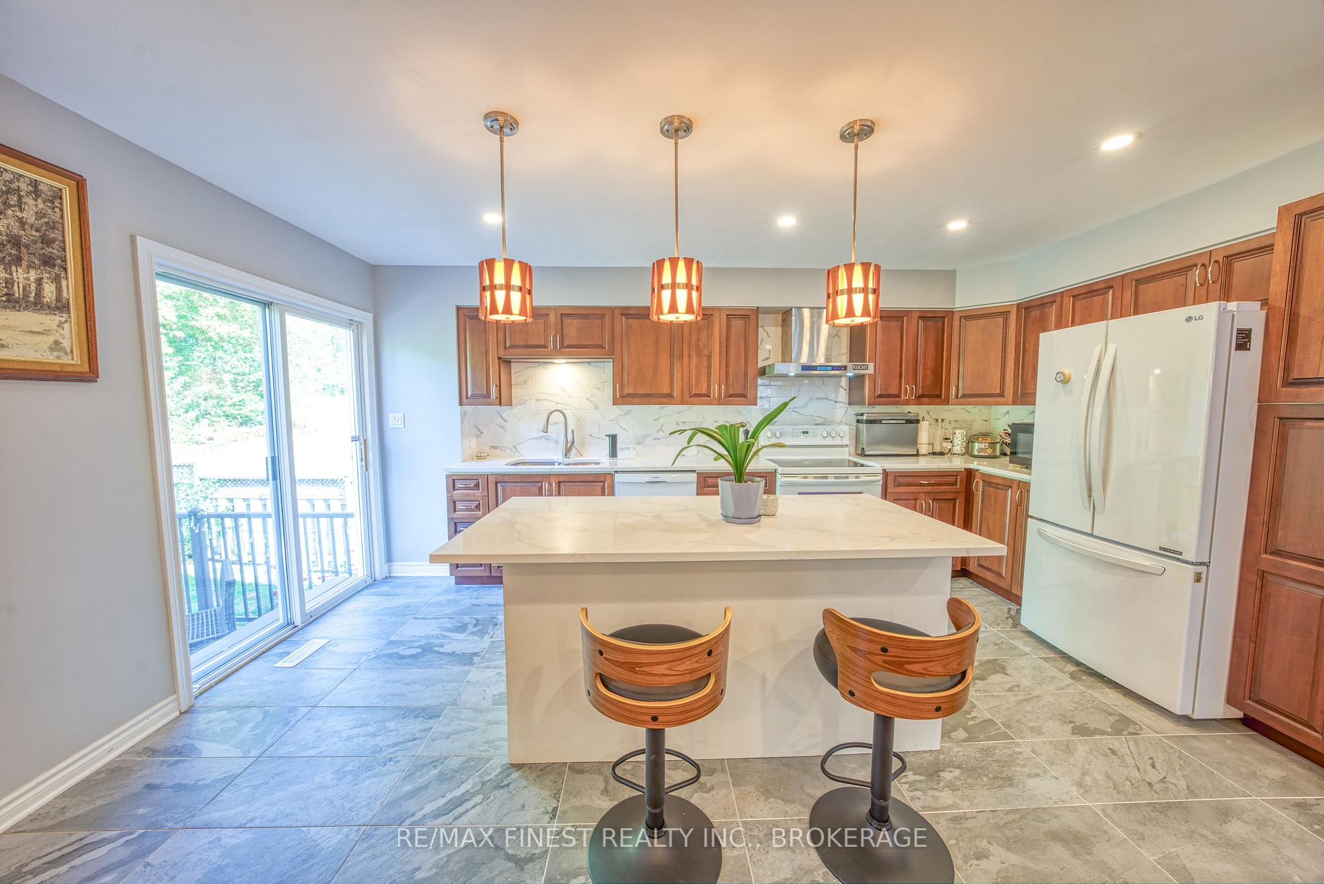 Photo 10 of 938 Lombardy Street, Kingston, South of Taylor-Kidd Blvd — HOMEH